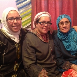 130 paires de lunettes de lecture distribuées au Maroc à El-Hajeb multiples bénéficiaires 