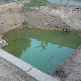 Source d'eau utilisée par l'orphelinat actuellement 